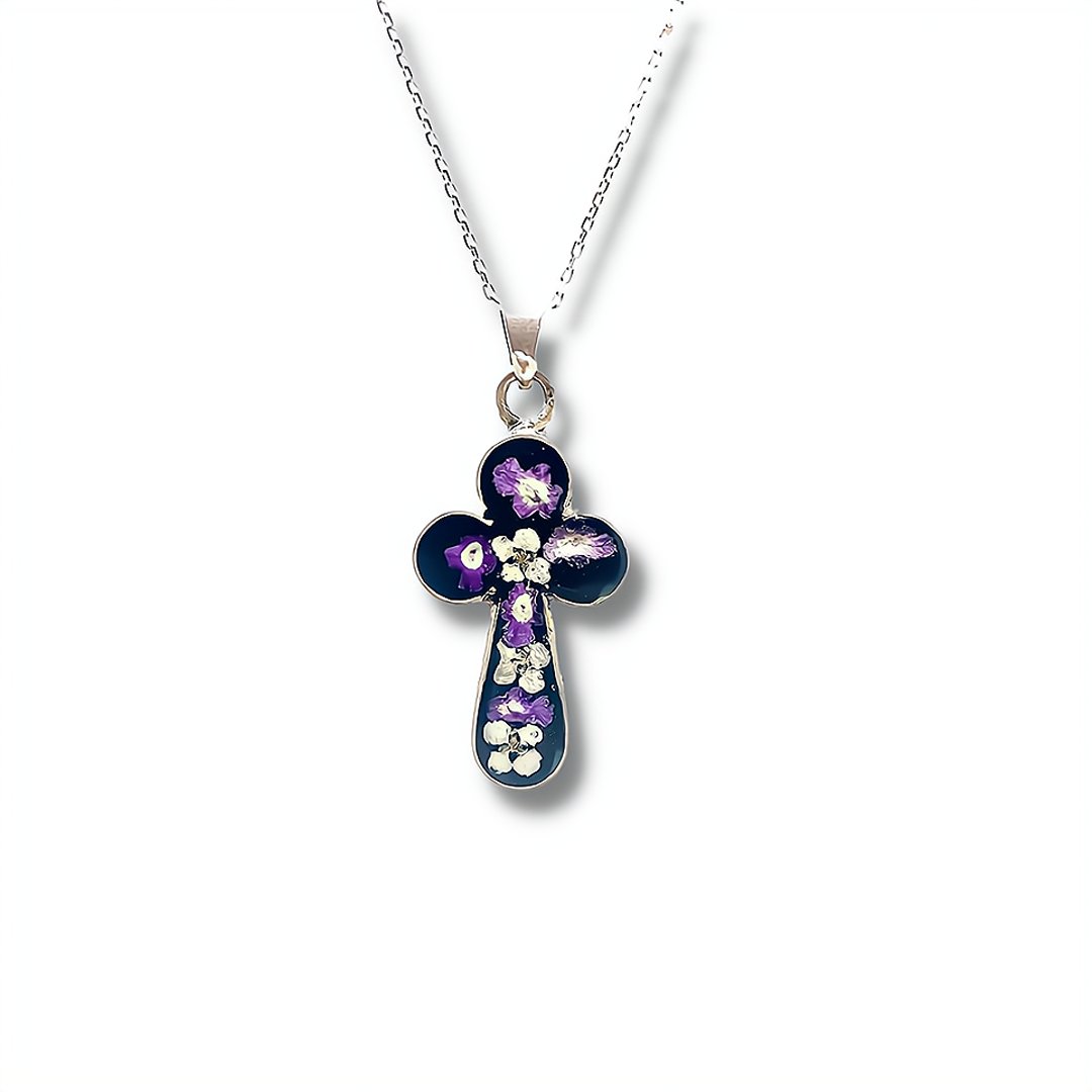 Clover Cross Necklace w/ Pressed Flowers 18-inch – Guadalupe Gifts