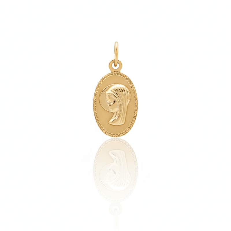 Medalla de la Virgen Niña en Oro (14k Gold) Oval 0.4" x 0.8" - Guadalupe Gifts