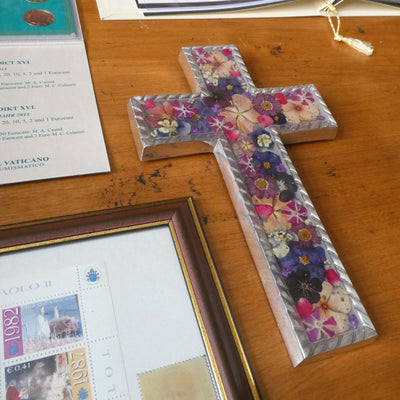 Baroque Wall Large Cross w/ Pressed Flowers 8.5" - Guadalupe Gifts