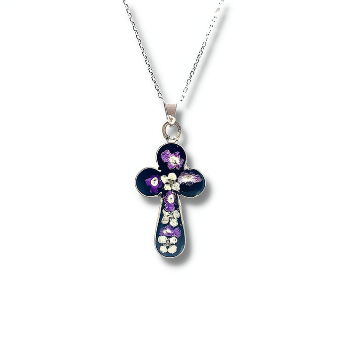clover-cross-necklace-w-