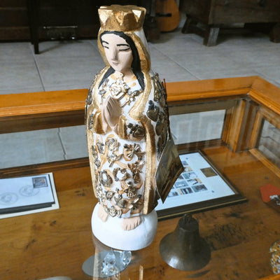 Our Lady of Fatima Wood Statue with Milagros 10" x 3.5" x 2.5" - Guadalupe Gifts