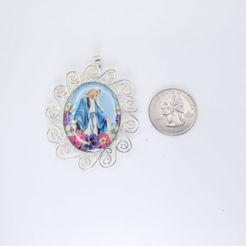 Our Lady of Grace Baroque Medallion w/ Pressed Flowers - Guadalupe Gifts