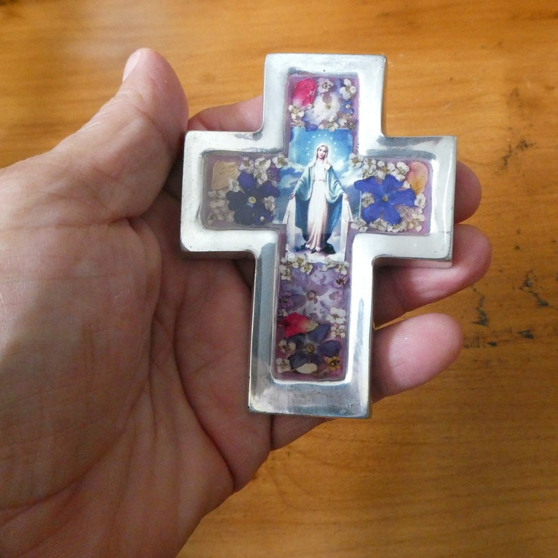 Our Lady of Grace Mini Cross w/ Pressed Flowers 3.5" - Guadalupe Gifts