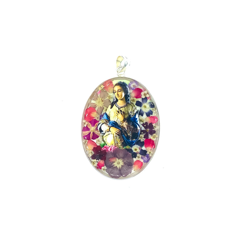 Our Lady of Hope Oval Medallion w/ Pressed Flowers 1.9" x 2.4" - Guadalupe Gifts