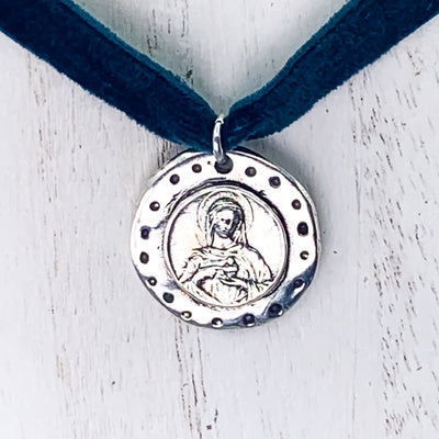 Silver-Plated Mary's Velvet Necklace - Guadalupe Gifts