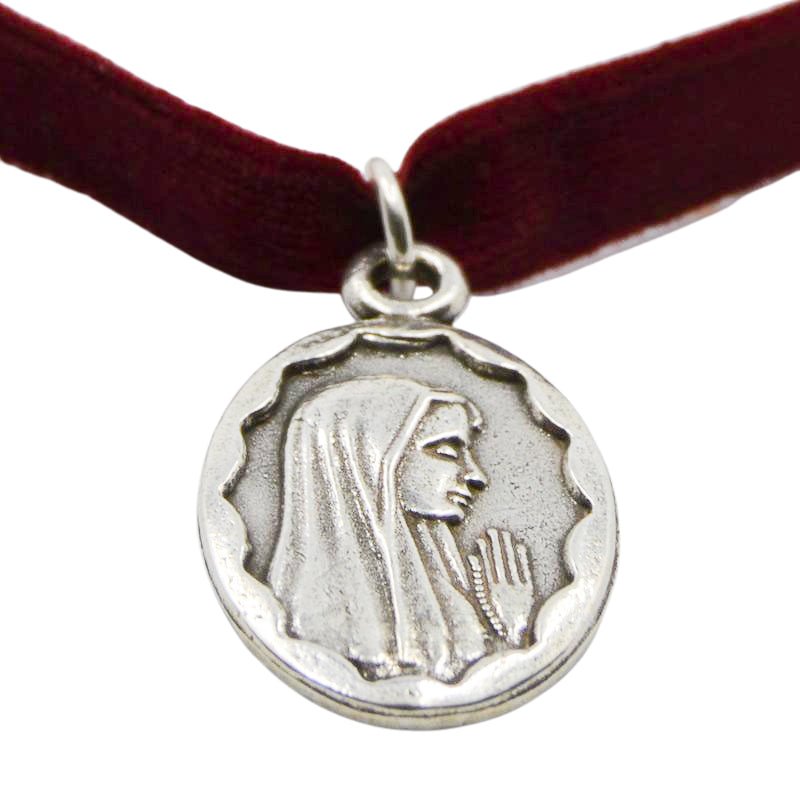 Silver-Plated Our Lady of Fatima Oval Velvet Necklace - Guadalupe Gifts