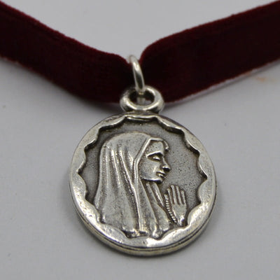 Silver-Plated Our Lady of Fatima Oval Velvet Necklace - Guadalupe Gifts